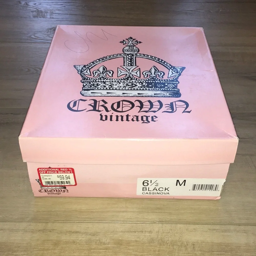 Crown Vintage Cassinova Ankle Boot with Heel Size 6.5